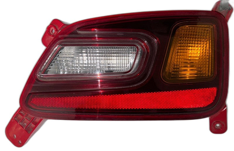 2018-2021 Hyundai Kona Right Rear Tail Light Lamp OEM 92405-J90
