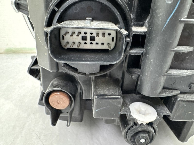 2019-2022 Jeep Grand Cherokee Left Headlight OEM Xenon HID
