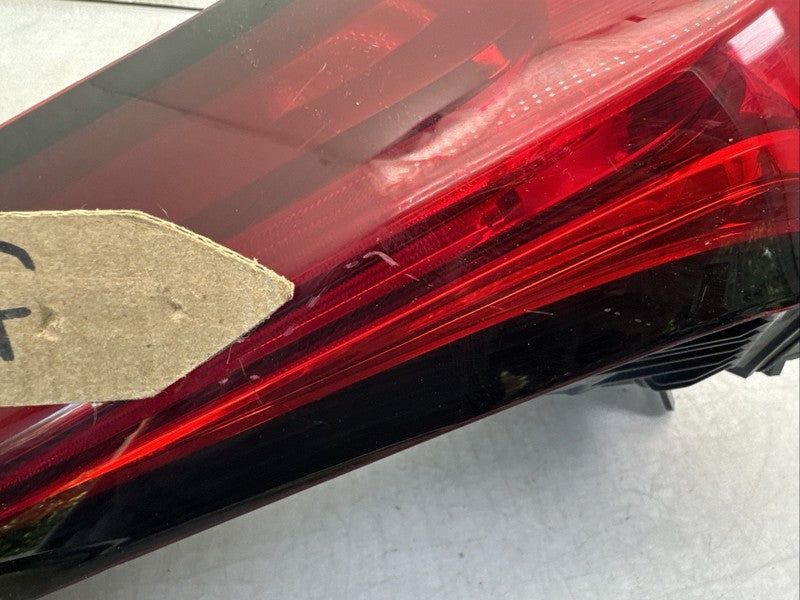 2020-2024 Cadillac XT6 Right Passenger Tail Light OEM LED Lamp