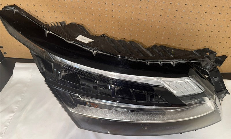 2021-2023 Pathfinder Right Headlight LED/Halogen OEM