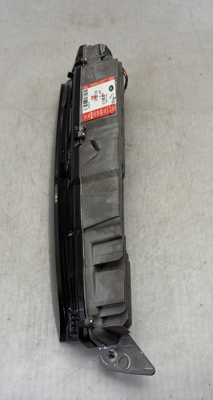 2022-2024 Range Rover Vogue L460 Left Tail Light LH Driver OEM LED Lam