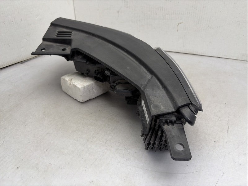 2023-2025 Hyundai Palisade Right Passenger Headlight OEM LED DRL 92208