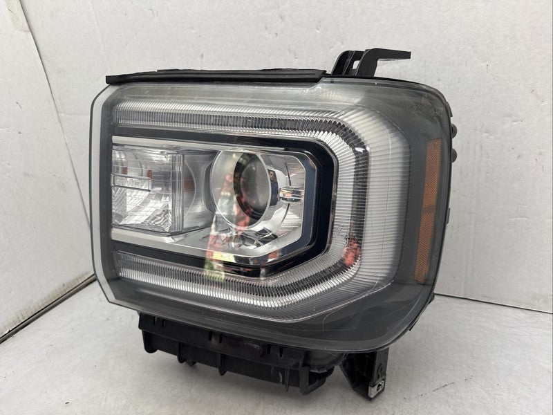 2016-2018 GMC Sierra 1500 Left Headlight OEM Xenon HID 84568272