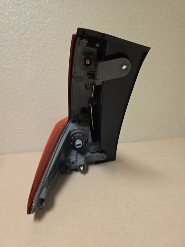 2017-2019 Honda CR-V Rear RIGHT LED Tail Light OEM