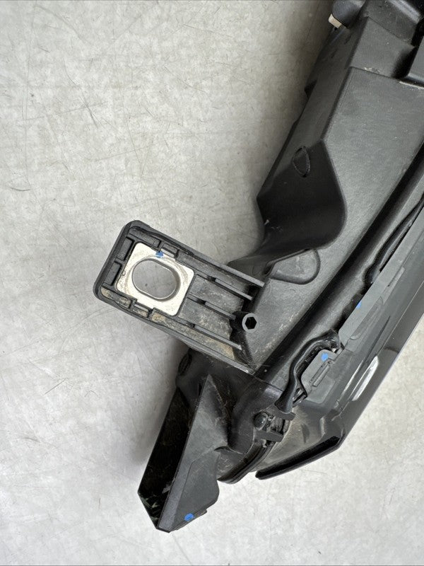 2022-2024 BMW X7 Left Driver Daytime Running Light LED OEM 9880589