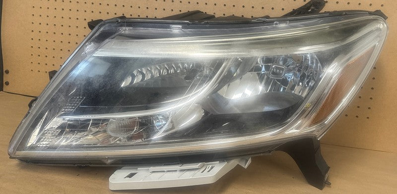 2013-2016 Pathfinder Left Halogen Headlight OEM