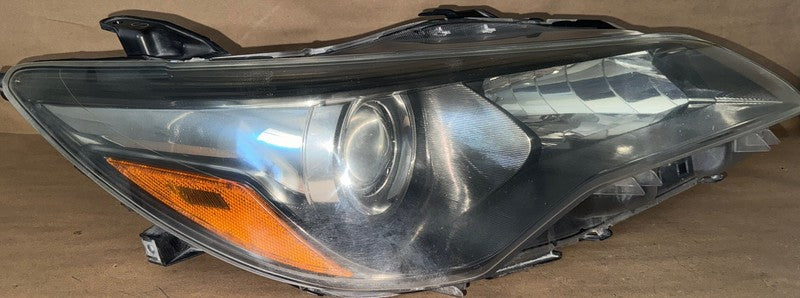 2015-2017 Toyota Camry Right Headlight Halogen OEM