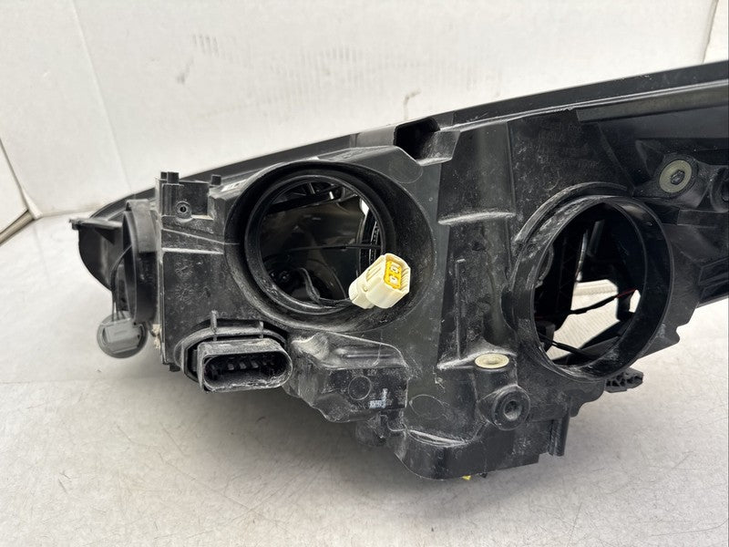 2015-2018 Ford Focus ST Right Passenger Headlight OEM Xenon HID