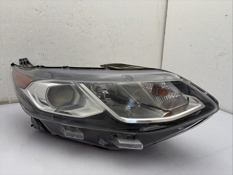 2016-2019 Chevy Volt Right Headlight OEM LED 84106558