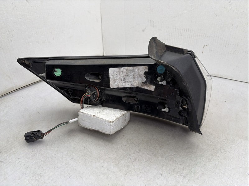 2019-2024 Ford Edge Right Passenger Tail Light OEM LED Lamp