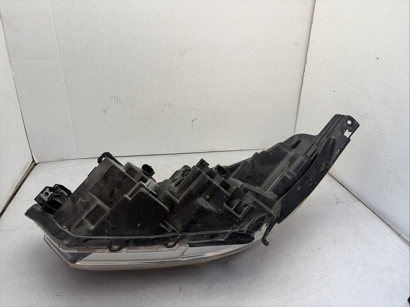 2019-2022 Honda HR-V Right RH Passenger Headlight OEM Halogen Lamp