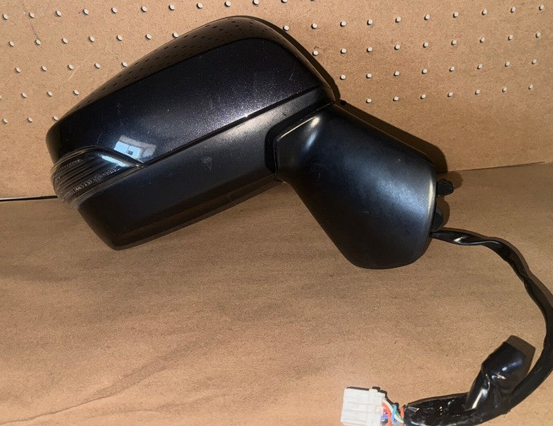 2015-2017 Subaru XV Crosstrek Right Mirror 037559