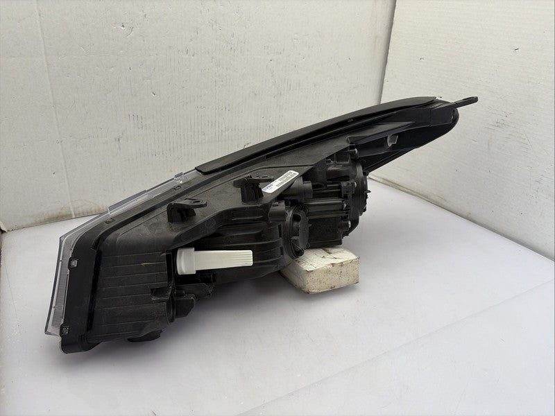 2017-2018 Kia Forte Right Passenger Halogen Headlight