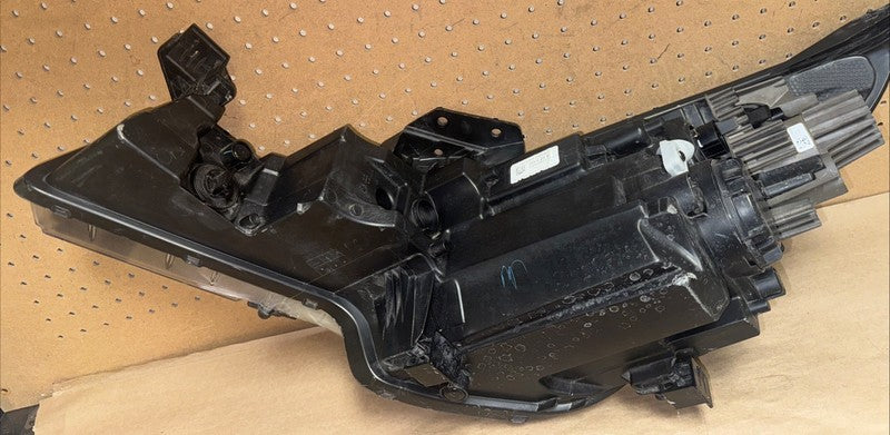 2021-2023 Hyundai Elantra Headlight Halogen Right RH OEM