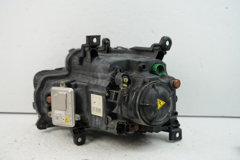 2014-2018 Jeep Cherokee LH Driver Side Xenon Black Headlight OEM