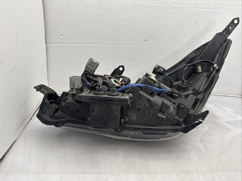 2014-2016 Subaru Forester Right Passenger OEM Halogen Headlight