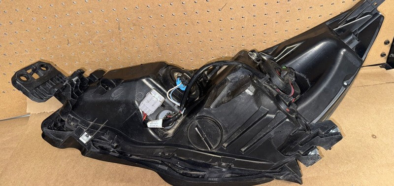 2018-2019 Subaru Legacy Front Right Headlight Halogen/LED OEM