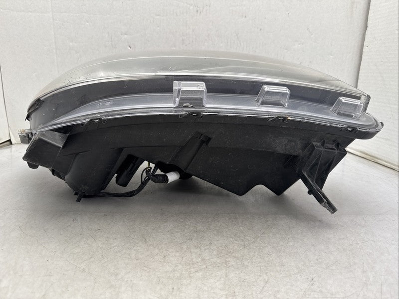 2017-2022 Chevy Colorado Right Passenger Headlight OEM Halogen 8470737