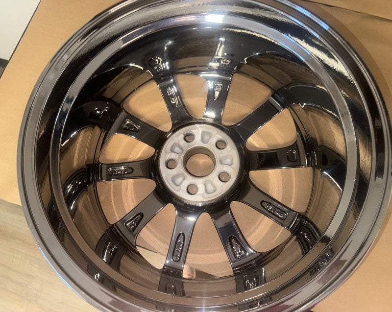 Lexus CT200h 17" Chrome Wheel Rim OEM 74257 (Single)