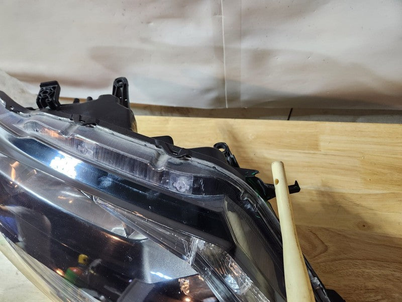 2017-2019 Nissan Rogue Right RH Headlight Halogen/LED OEM Used