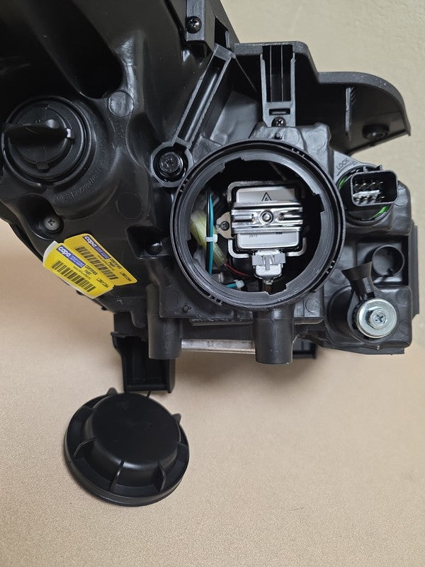 2015-2017 Hyundai Sonata Left Driver Side Headlight HID/Xenon TYC