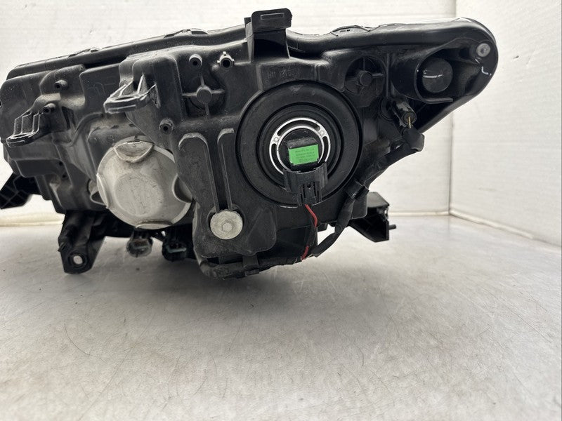 2017-2020 Nissan Rogue Right Headlight OEM Halogen Lamp