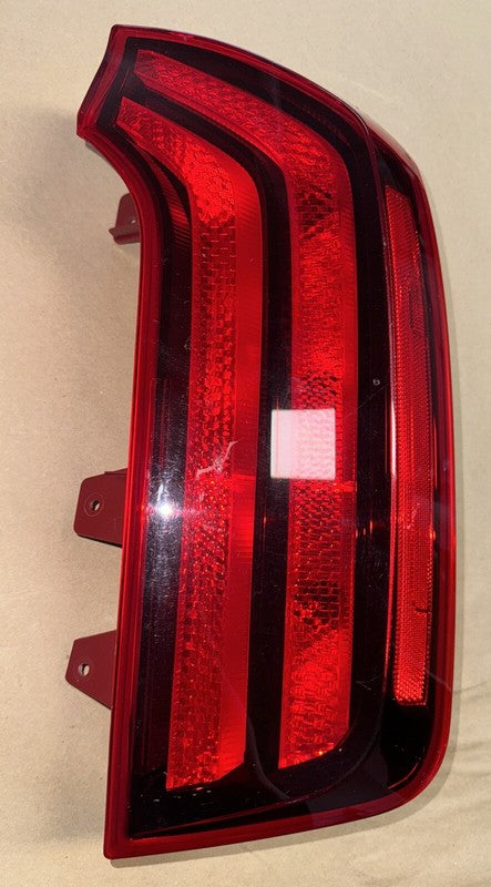 20-22 Telluride Right Tail Light Halogen OEM 92402-S9