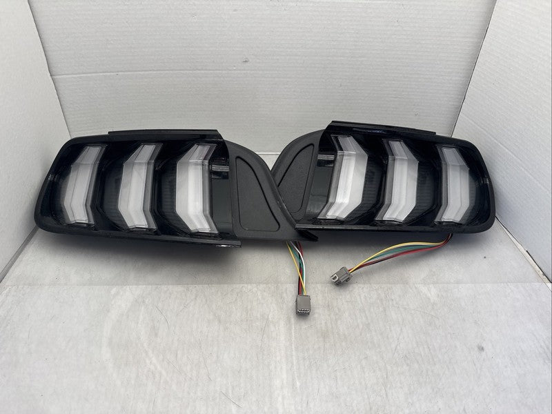 2018-2021 Ford Mustang Tail Light Right Passenger Left Driver LED