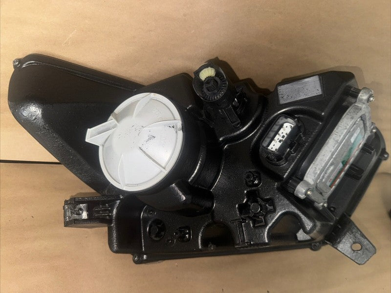 2015-2017 Ford Mustang Left Driver HID Headlight FR3B-13006-B