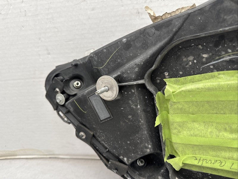 2005-2013 Chevrolet Corvette Right Passenger OEM Xenon HID Headlight