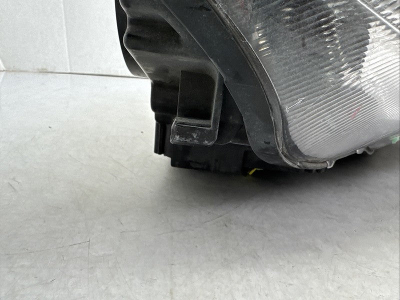 2015-2018 Ford Focus ST Right Passenger Headlight OEM Xenon HID