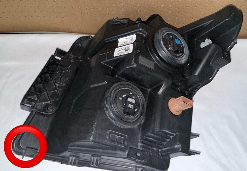 2016-19 Titan/Titan XD Headlight RH Passenger Halogen OEM
