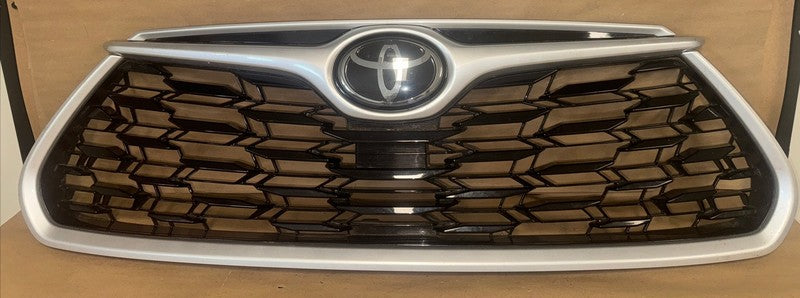 2020 Toyota Highlander Front Grille Without Emblem 53111-OE250/OE260 O