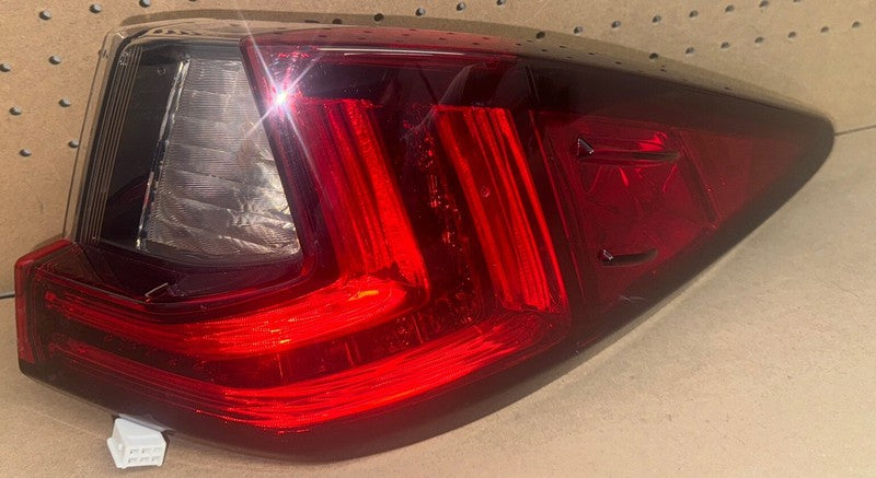 2017-18 Lexus ES350 ES300h LED Tail Light - Right Side - OEM