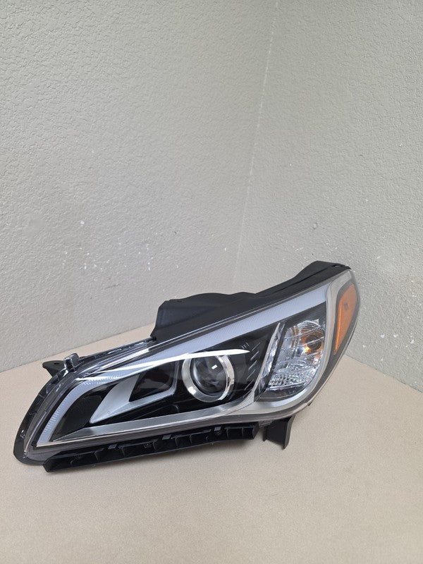 2015-2017 Hyundai Sonata Left Driver Side Headlight HID/Xenon TYC
