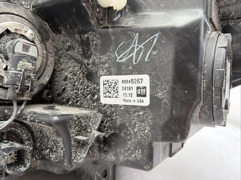 2023-2026 Chevy Colorado Right Passenger Headlight OEM 85045267