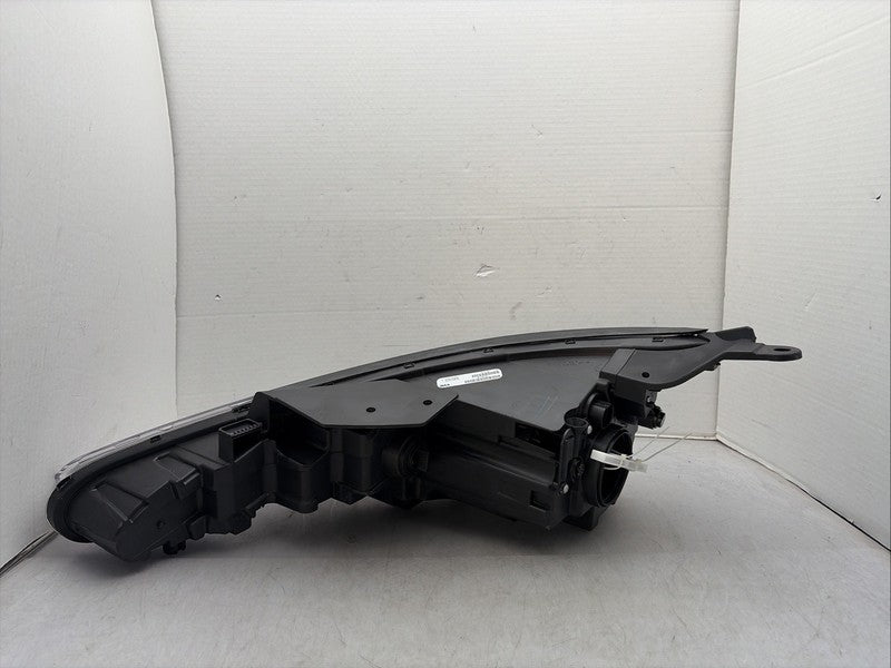 2019-2020 Hyundai Elantra Right RH Passenger Halogen Headlight