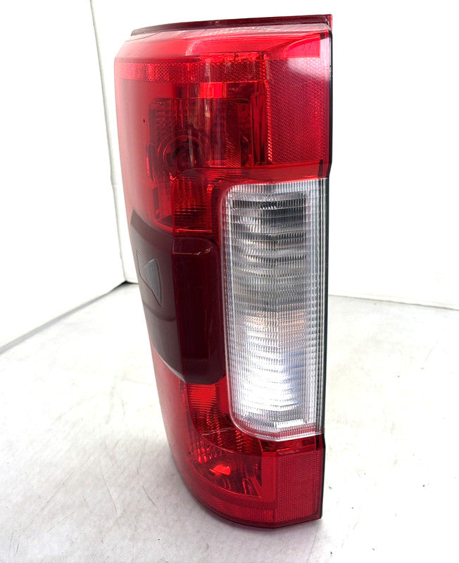 2017-2019 Ford F250 F350 Tail Light Driver HCЗВ-3B505-BJ OEM BLIS Halo