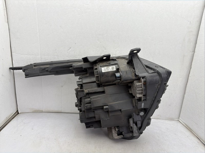 2022-2024 Kia Sportage Left Driver OEM LED Headlight 92101-P1
