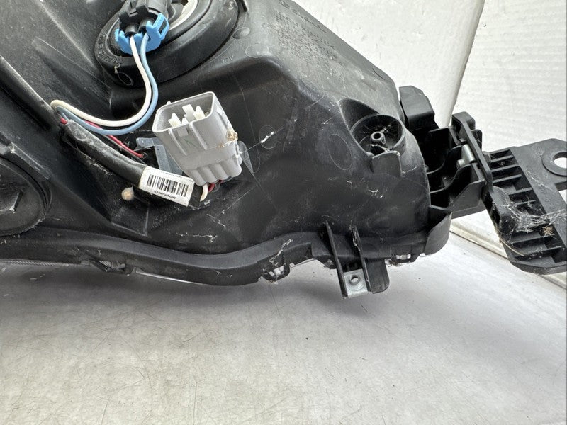 2019-2022 Subaru Ascent Left Headlight OEM Halogen Lamp