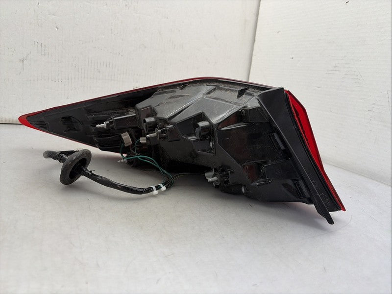 2019-2020 Hyundai Elantra Right Tail Light RH Halogen TYC