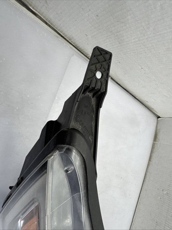2016-2019 Ford Explorer Right Headlight OEM LED