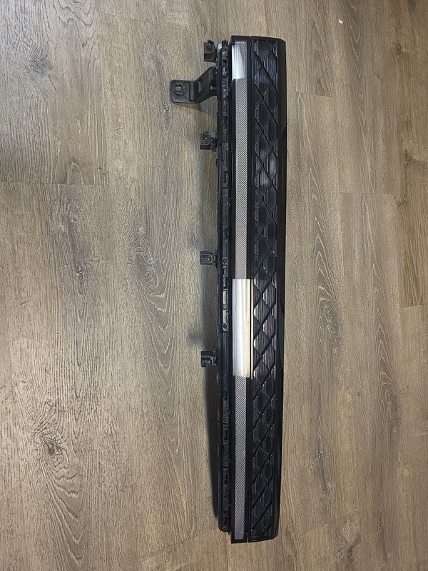 2024-2025 Hyundai Santa Fe Front Upper Center Grille LED 92299-R6200