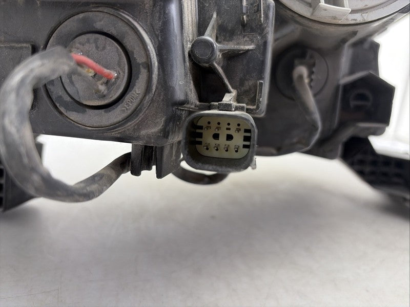 2019-2023 Ford Ranger Left Driver OEM Halogen Headlamp