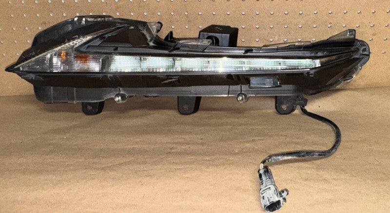2015-19 Lexus NX200 NX300 Left Driver LED Running Signal Light OEM