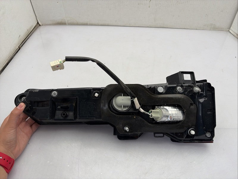 2022-2024 Mitsubishi Outlander Left Tail Light LH Driver LED OEM Inner