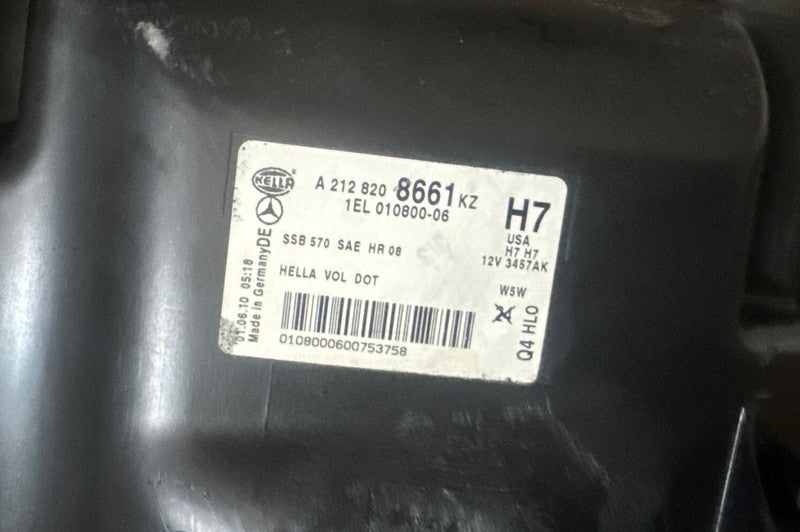 2010-2013 Mercedes W212 E350 Right Headlight Halogen OEM