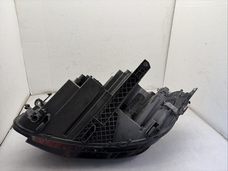 2022-2024 Volkswagen Tiguan Right Passenger LED Headlight
