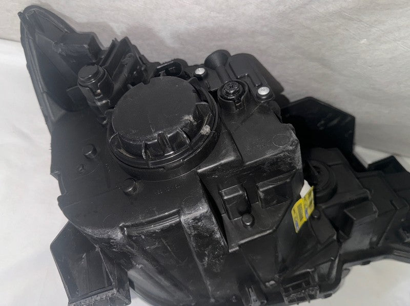 2019-2020 Hyundai Elantra Headlight Lamp - Right (Passenger Side)