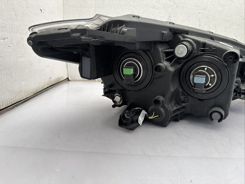2021-2024 Nissan Kicks Left Driver Headlight OEM Halogen Lamp